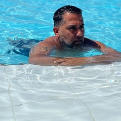 מחייך בלילות